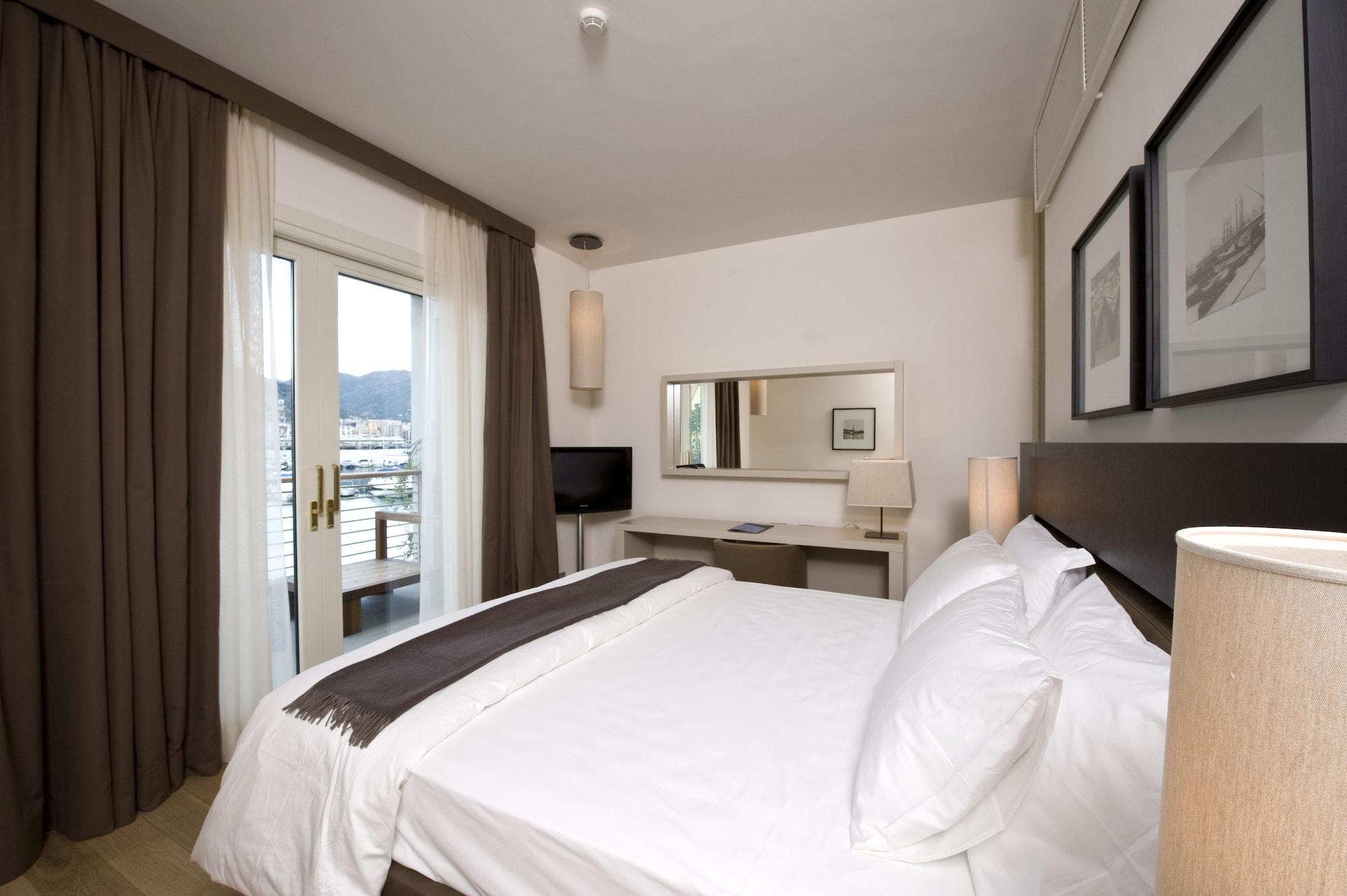 Marina Place Hotel Genova
