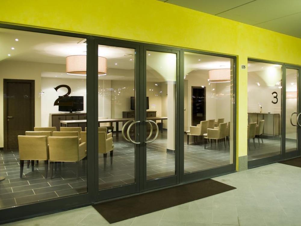 Marina Place 4*