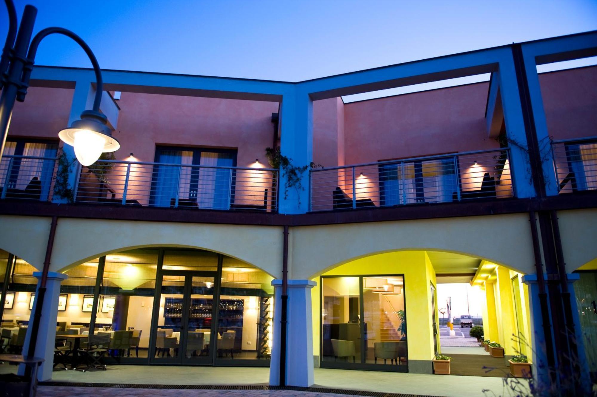 Marina Place