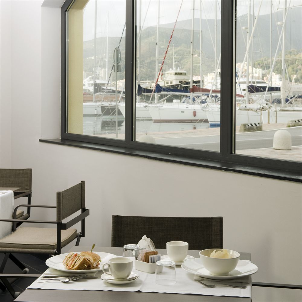 Hotel Marina Place 4*