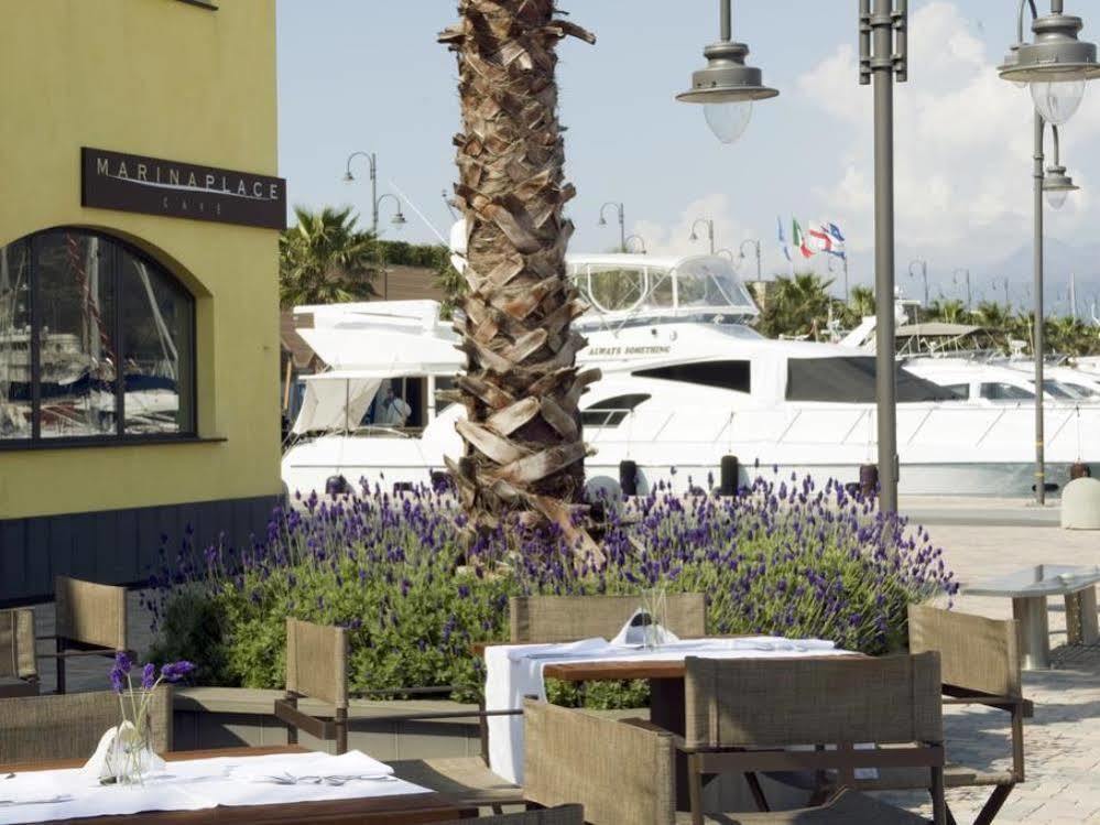 Marina Place Hotel