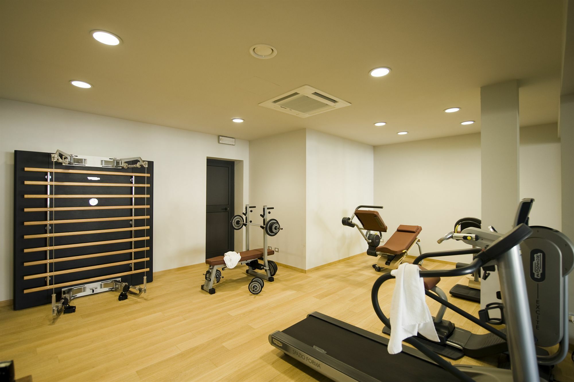 Hotel Marina Place 4*